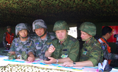 Tướng lĩnh quân đội Nga và Trung Quốc